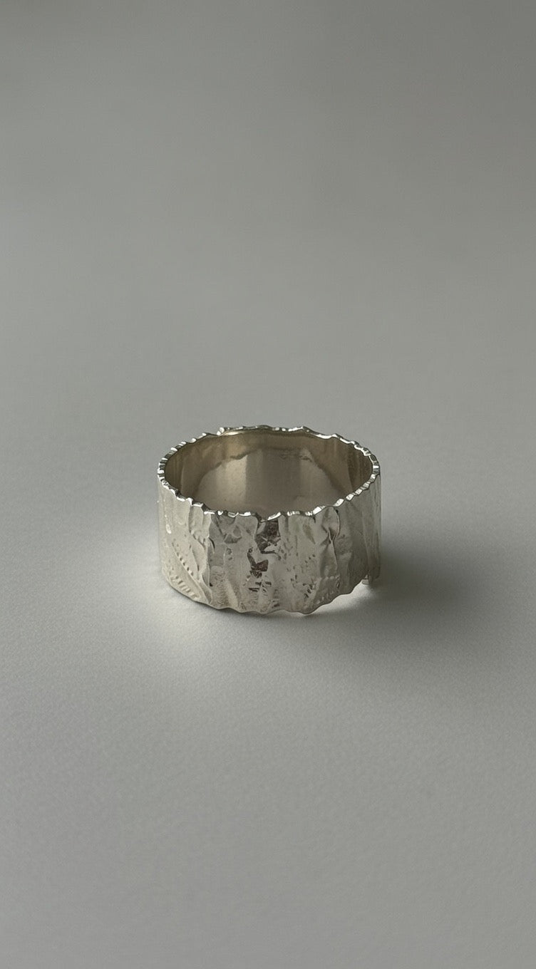 Wide Organic Texture Band